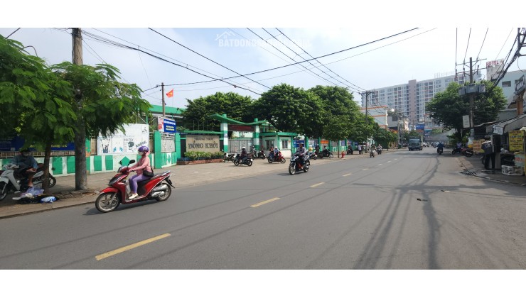 Cho thuê nhà Mặt Tiền Thạch Lam 92m², 4TẦNG - ĐỐI DIỆN TRƯỜNG HỌC, GẦN NGÃ TƯ